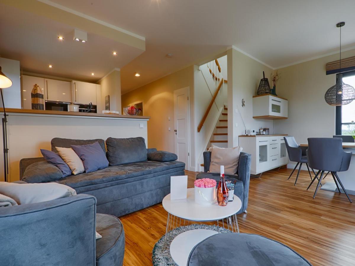 Reetland Am Meer - Premium Reetdachvilla Mit 3 Schlafzimmern, Sauna, Kamin Und Massagesessel F05 Dranske Exterior photo